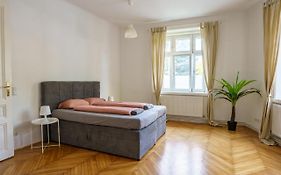 Central Living Apartments - Schoenbrunn